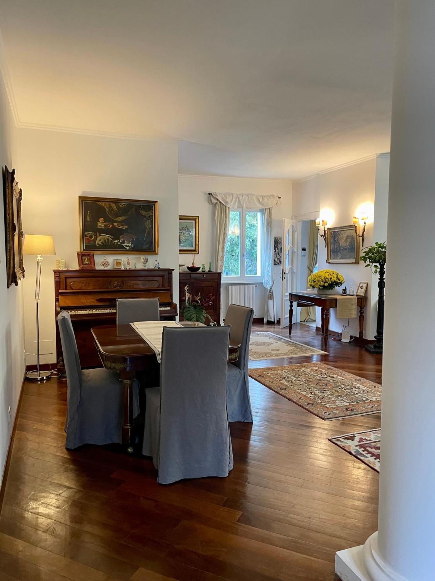 B&B Villa Tersius トレッツァーノ・スル・ナヴィーリオ エクステリア 写真